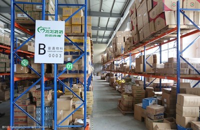 探访“叽叽炸榨仓库” 普通货物仓储服务的背后故事